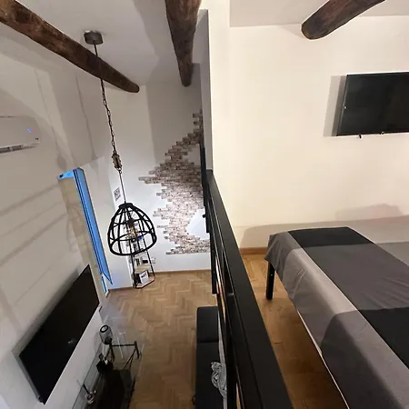 Apartment Delta Urban Loft *
