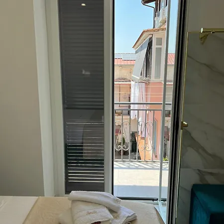 Affittacamere Familia Napoli