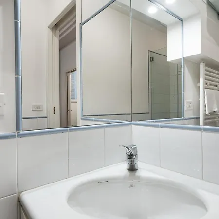 Casa Chiaia Apartment Naples