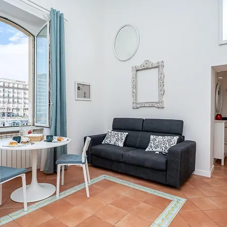 Marinari Apartment