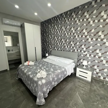 Napolitudine Naples