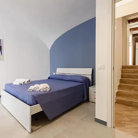 Donna Sofi Bed & Breakfast Naples