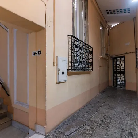 Gallery Apartment Naples