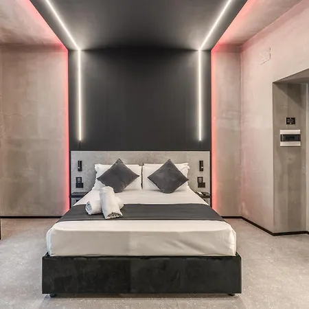 Gallery Apartment *