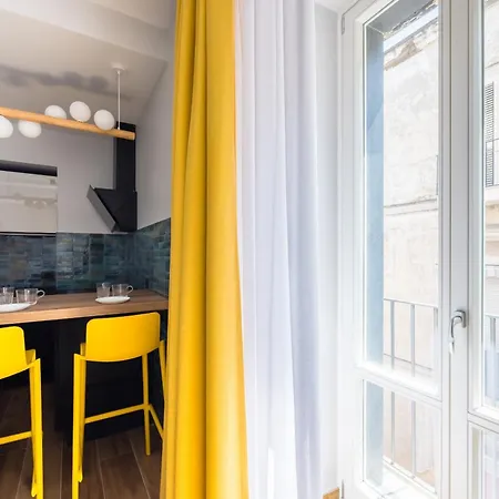 Apartment Tribunali Trendy By Wonderful Italy