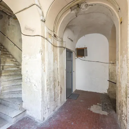 Apartment Tribunali Trendy By Wonderful Italy Naples