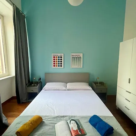 Elegant Vomero Hideaway - Family Friendly * Naples