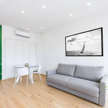 At Twenty-one - New Exclusive Panoramic Views! *