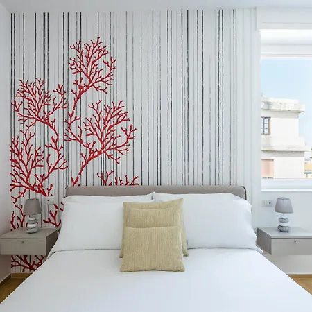 New Apt In The Heart Of Naples-Attwenty-One Coral * Naples