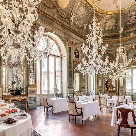Palazzo Doria Pensjonat *