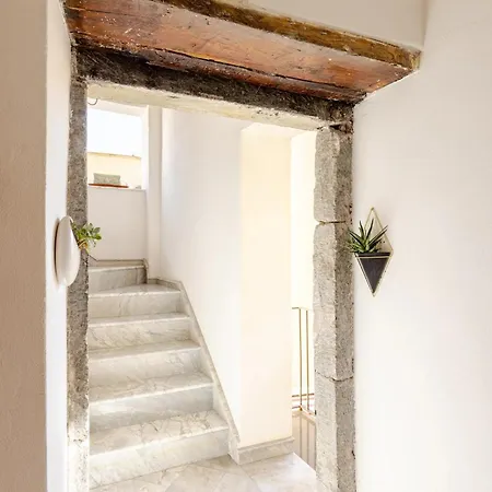 Il Chiostro Di Santa Chiara