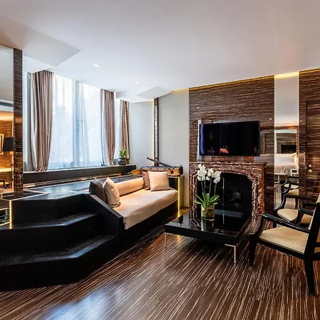 Hotel Romeo