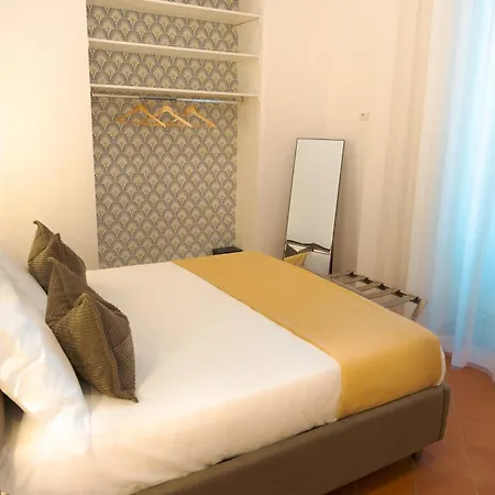 Palazzo Castriota Scanderbeg Gasthof *