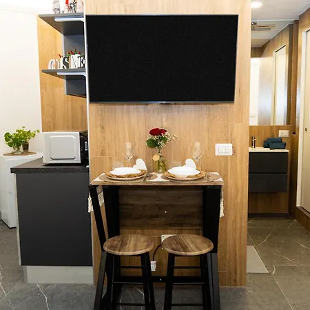 Don Lope Suite-piazza Del Plebiscito Apartment *