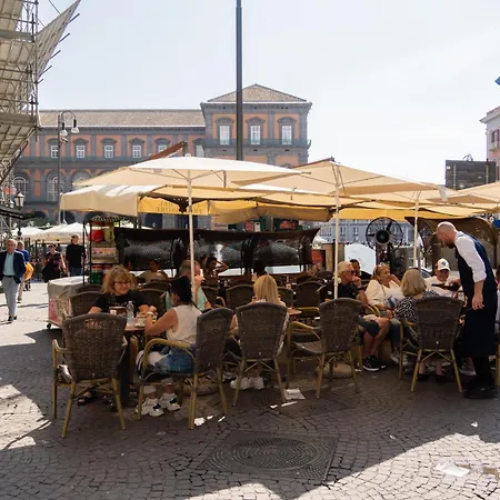 Don Lope Suite-piazza Del Plebiscito Naples