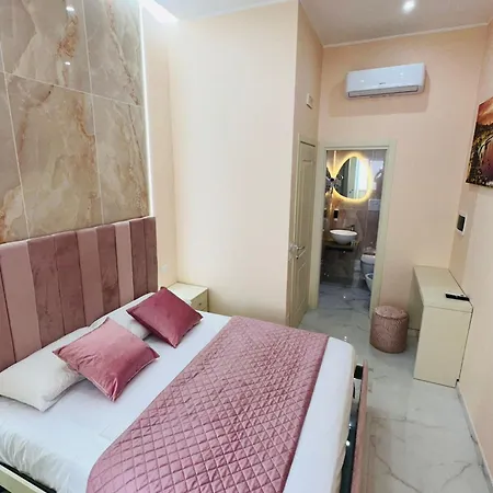 Bed & Breakfast Lovedream *
