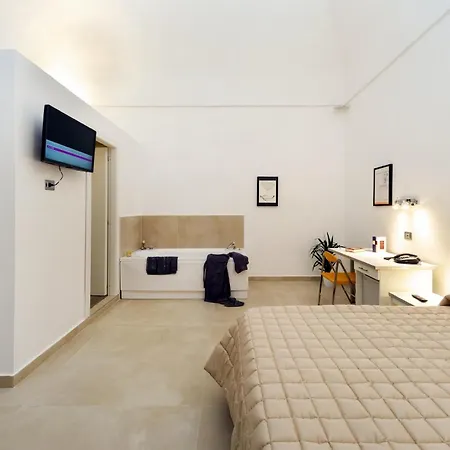 Il Tesoro Smart & 3* Nápoles