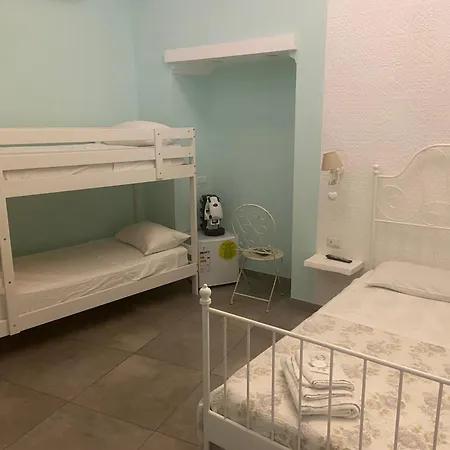 Beb La Gemma Bed & Breakfast Naples