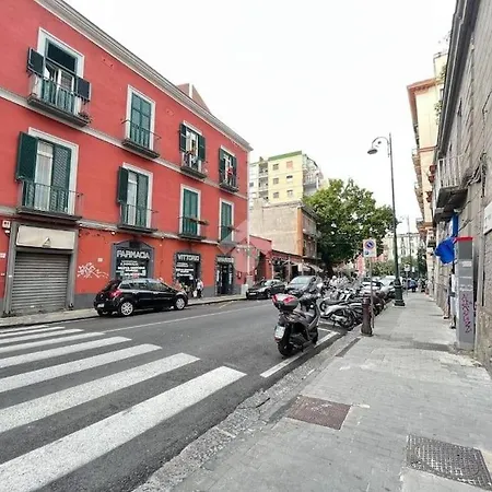 Appartamento Intero - Chiaia *