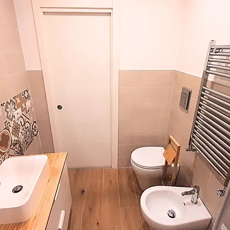 Guest house La Stanza Di Daria - Un Nido Silenzioso Nel Cuore Del Centro Storico Naples