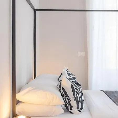 The Shelter 5 Apartment *