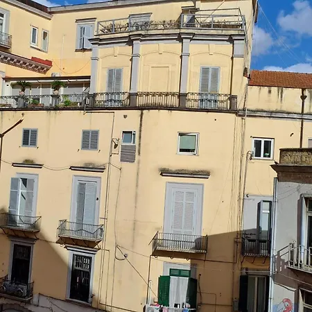 Trinita' Maggiore Home/ Historic Center * Naples