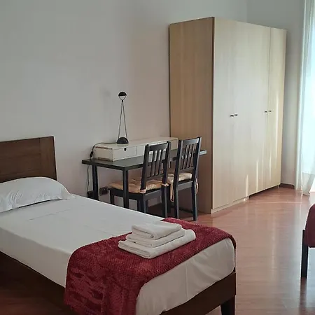 Trinita' Maggiore Home/ Historic Center *