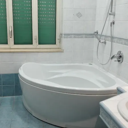La Casa Dell'arte Nyaraló Nápoly