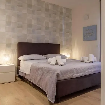 Caruso Luxury *
