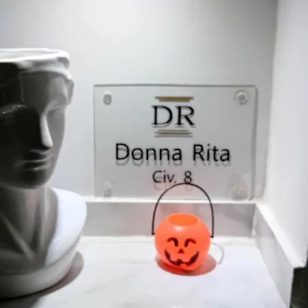 Appartamento Donna Rita House Napoli