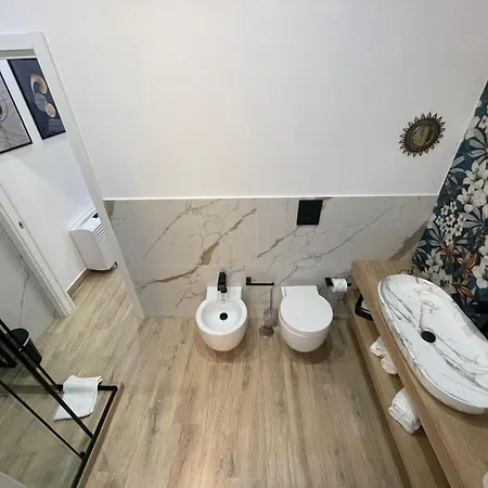 Urban Chic Toledo נאפולי
