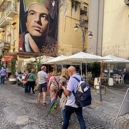 Civico 22 Silvestre Naples