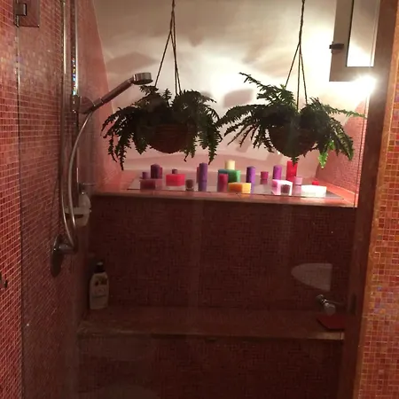 Anni Chiaia Appartement *