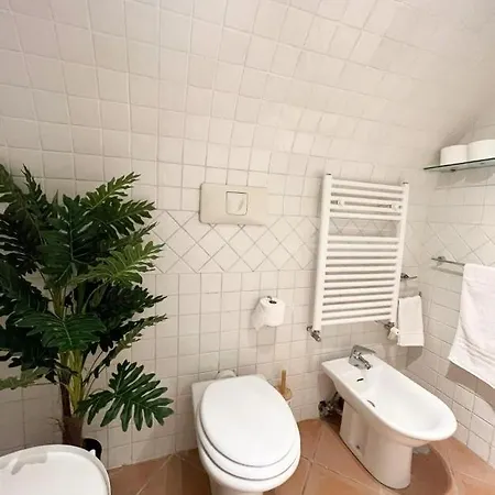 New Generation Chiaia Apartment Naples
