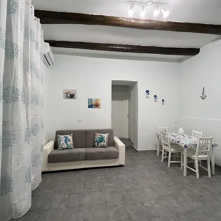Ancora D'oro Apartment *