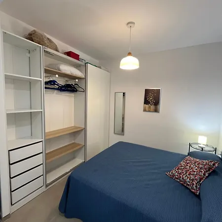 Apartment Penny Black *