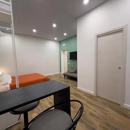 Aura Guest house *