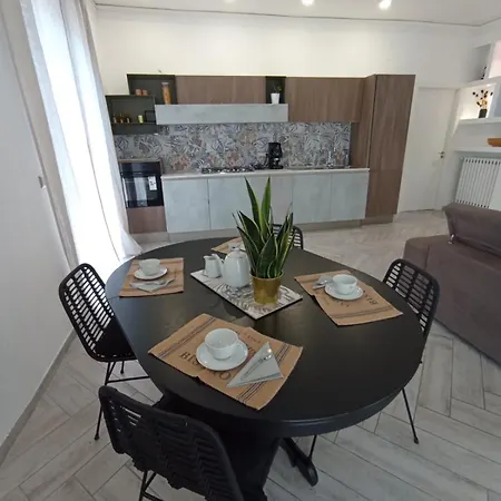 Apartment Red Bridges House Maria Naples