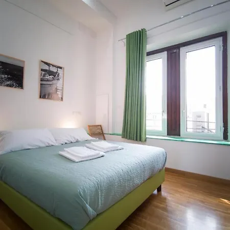 Maison Arena Bovio Neapol