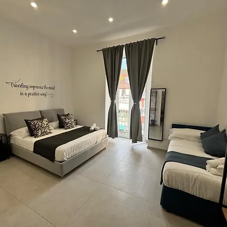 Cuore Urbano Montesanto Bed & Breakfast Naples