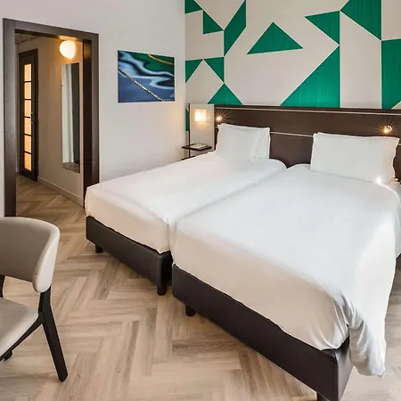 Szálloda Mercure Centro Angioino Nápoly