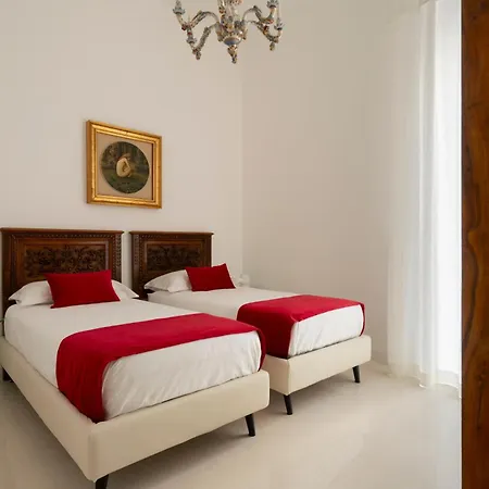 Apartment Chiaia Luxury