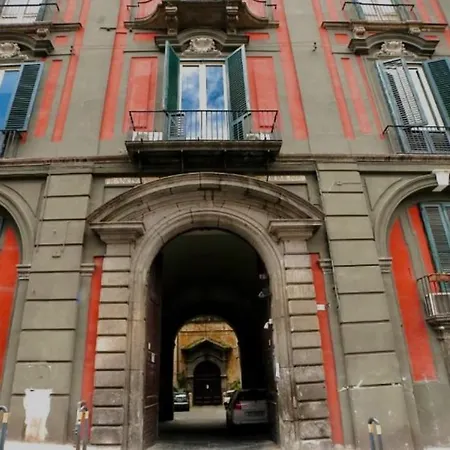 Casa Diva A 5 Passi Dal Museo Archeologico Apartment Naples