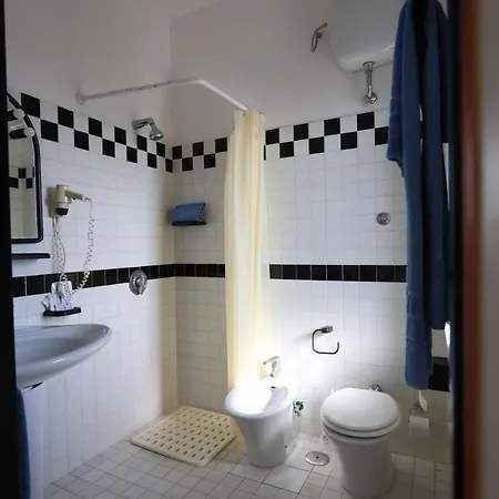 Barracuda Hotel Varcaturo