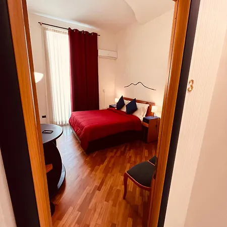 Lanova21 * Naples
