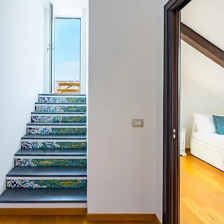 Un Terrazzo Panoramico Su By Wonderful Italy Apartment Naples