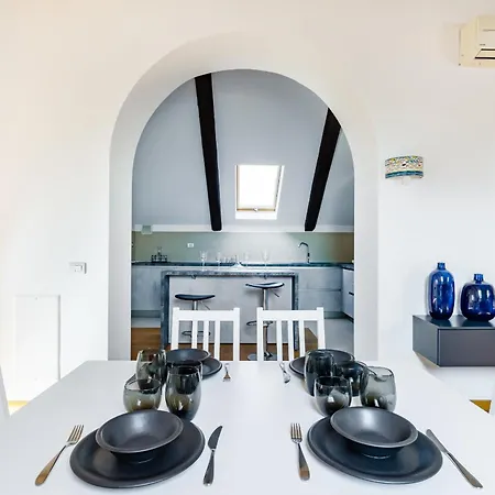 Un Terrazzo Panoramico Su By Wonderful Italy Apartment