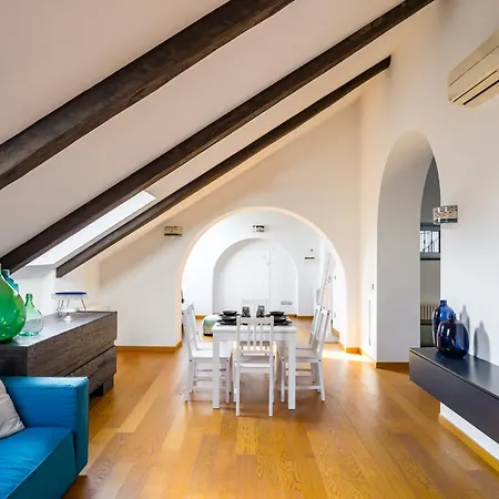 Un Terrazzo Panoramico Su By Wonderful Italy Apartment Naples