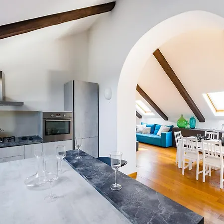 Un Terrazzo Panoramico Su By Wonderful Italy * Naples