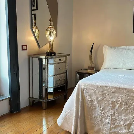 Residenza San Teodoro Chiaia Dimora Storica Appartamento *